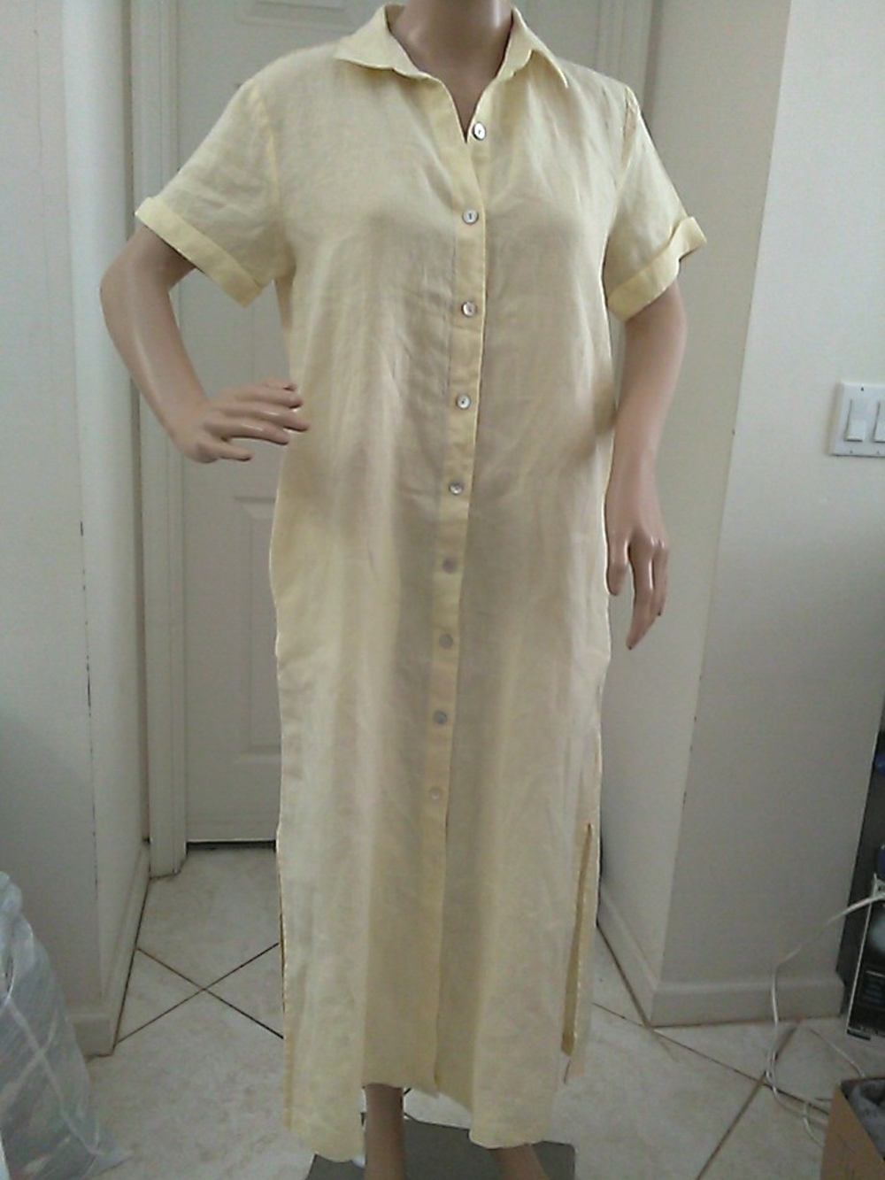 NWOT C&C California Pale Yellow Button-Front Maxi Dress W/ PKTS LINEN SZ. SM